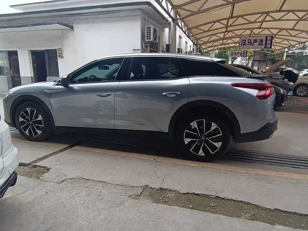 Citroen C5 X 2022 из CN, фото 8