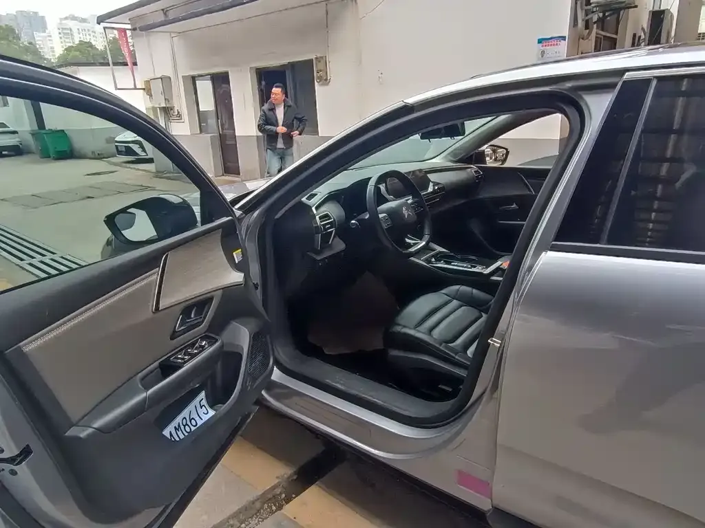 Citroen C5 X 2022 из CN, фото 6