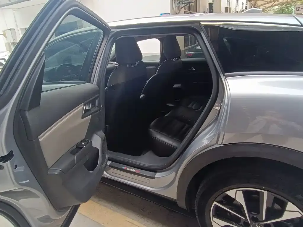 Citroen C5 X 2022 из CN, фото 3