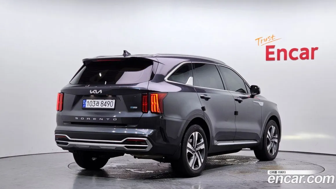 Kia Sorento — фото 10