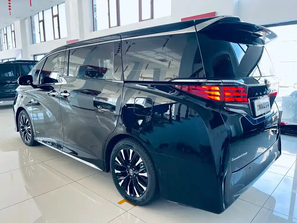 Toyota Alphard 2025 из CN, фото 6