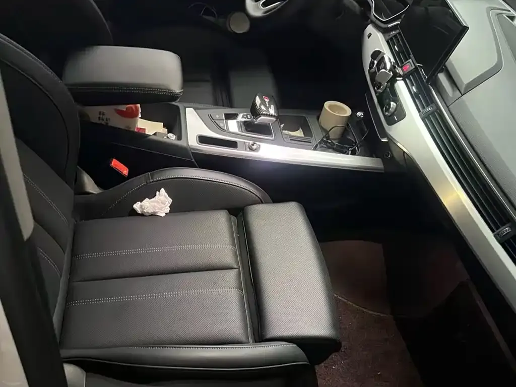 Audi A4L 2025 из CN, фото 6