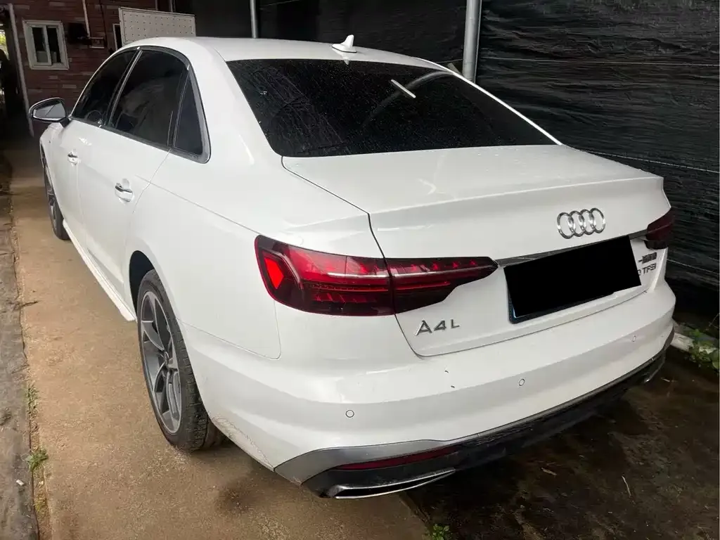Audi A4L 2025 из CN, фото 4