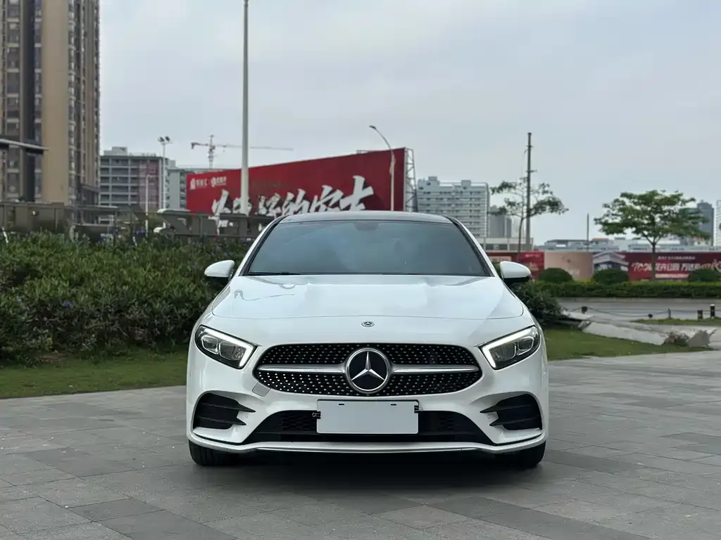 Mercedes-Benz A-Class — фото 8