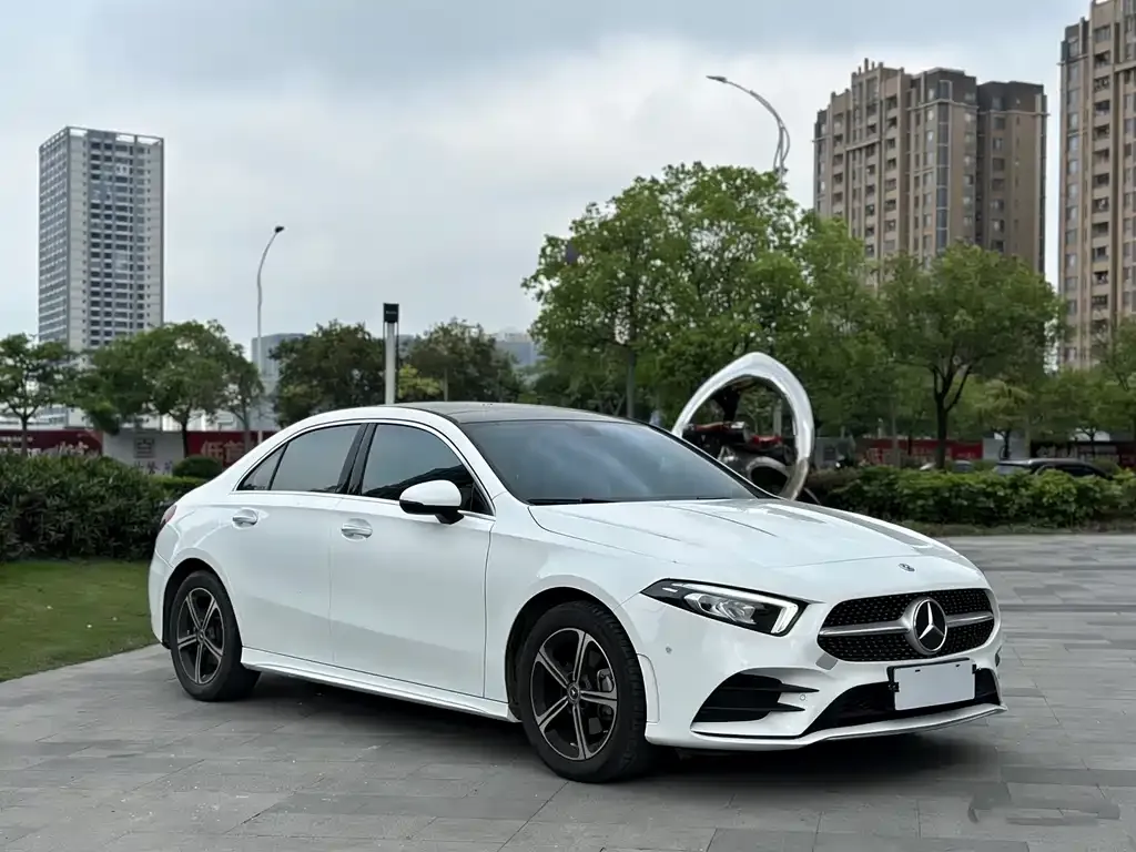 Mercedes-Benz A-Class — фото 10