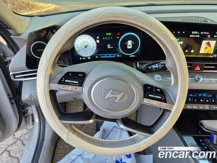 Hyundai AVANTE — фото 6