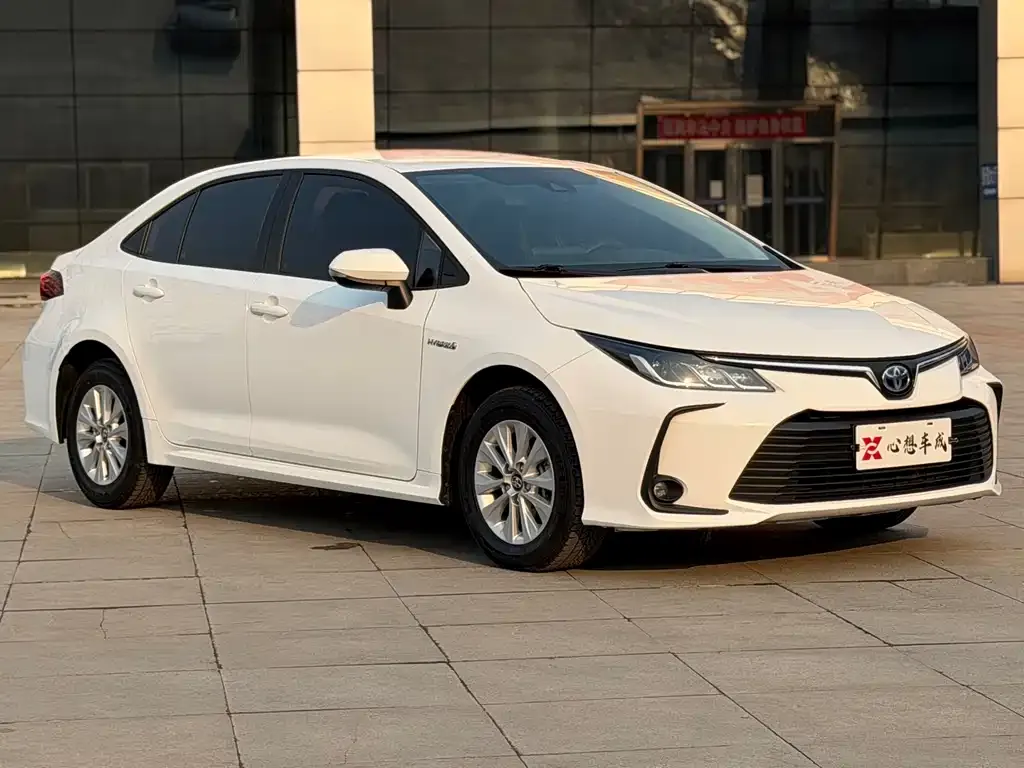 Toyota Corolla 2023 из CN, фото 4
