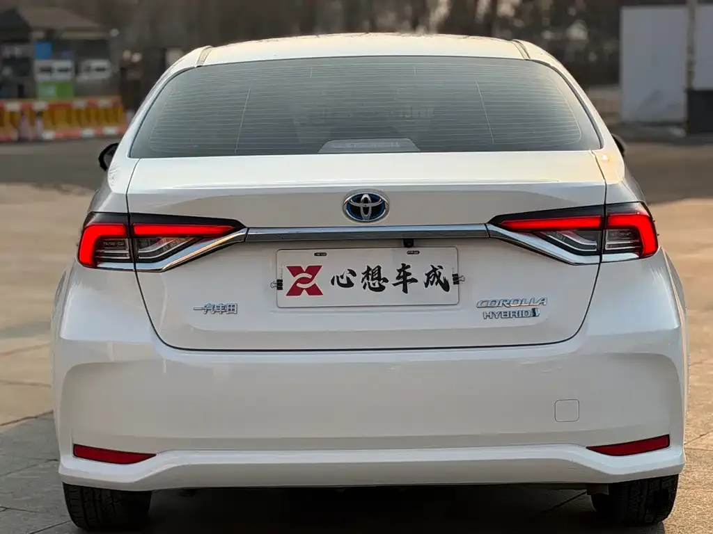 Toyota Corolla 2023 из CN, фото 9