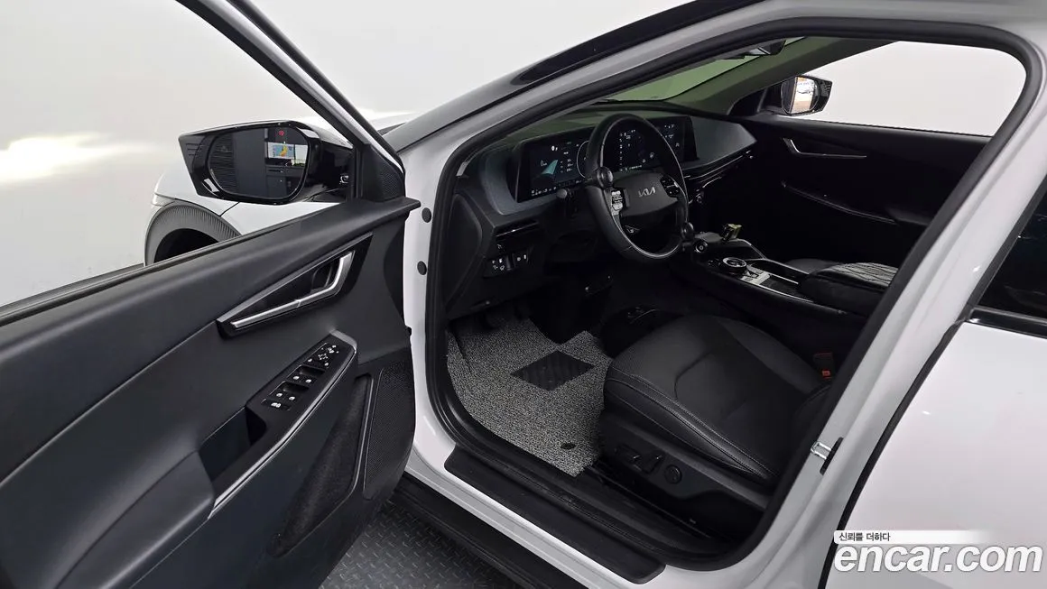 Kia EV6 2023 из KR, фото 6