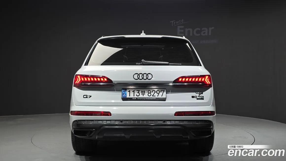 Audi Q7 — фото 4