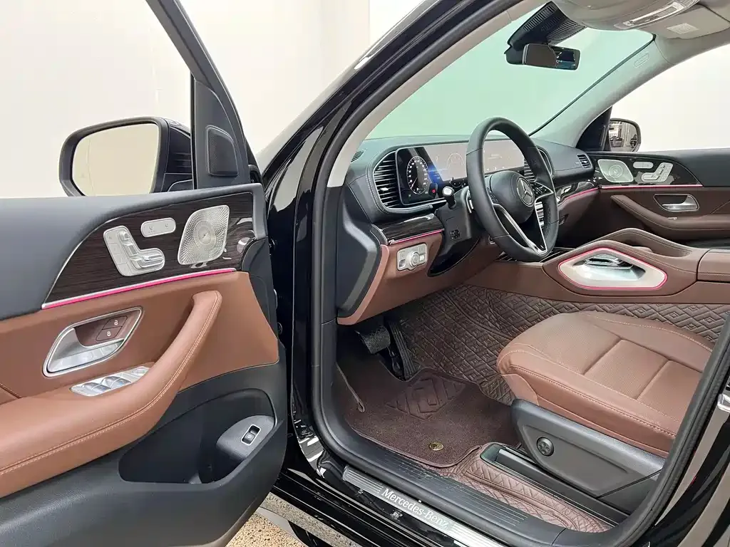Mercedes-Benz GLE — фото 8