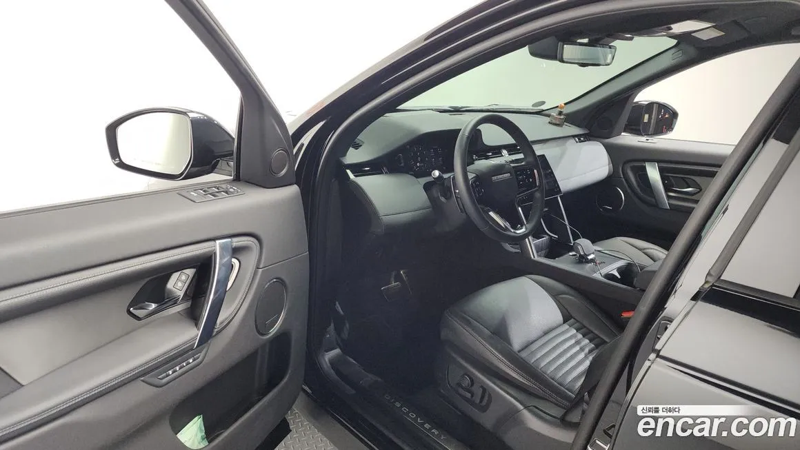 Land Rover Discovery Sport 2025 из KR, фото 10