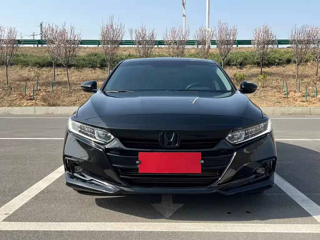 Honda Accord — фото 5