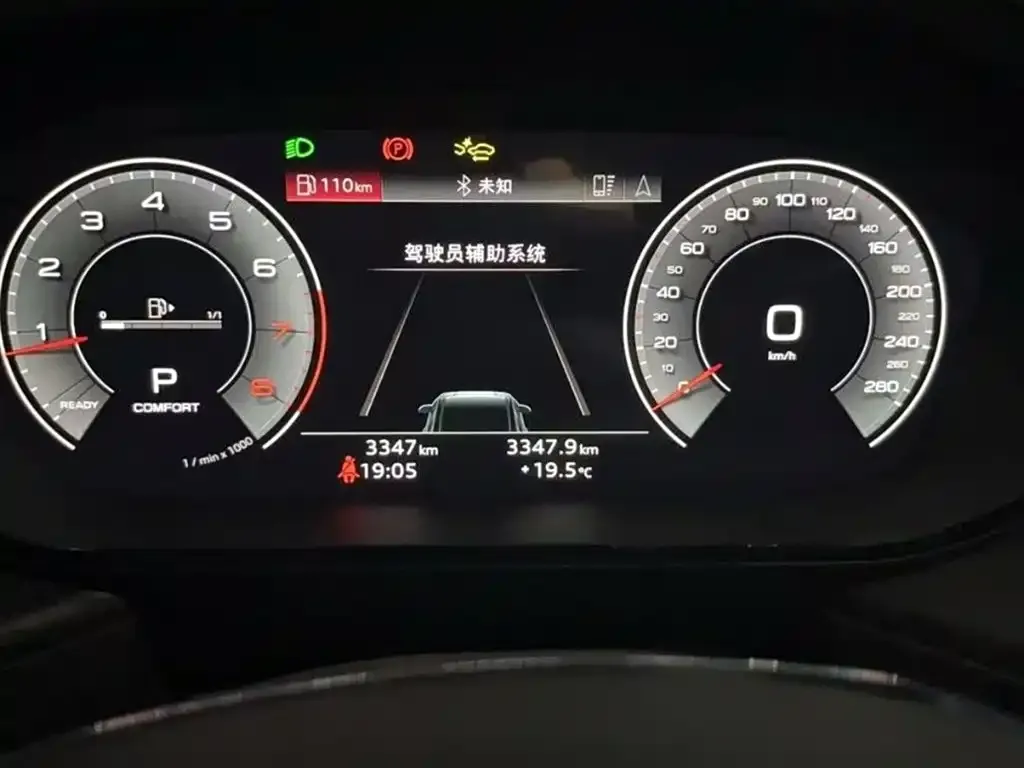 Audi Q6 2025 из CN, фото 2