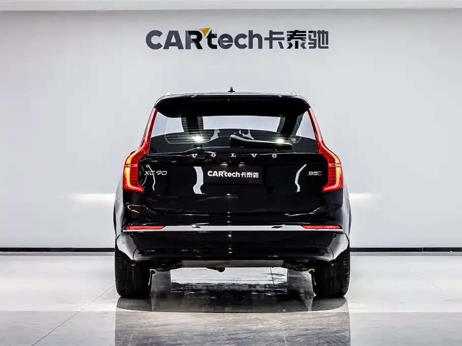 Volvo XC90 — фото 4