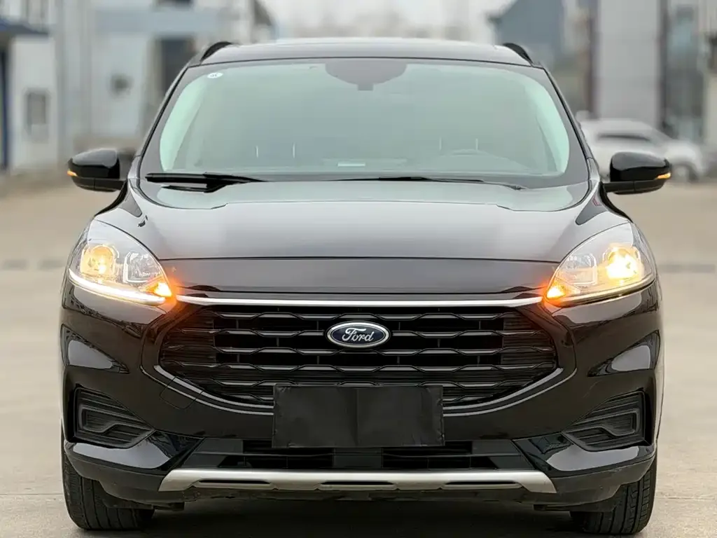 Ford Escape 2024 из CN, фото 7