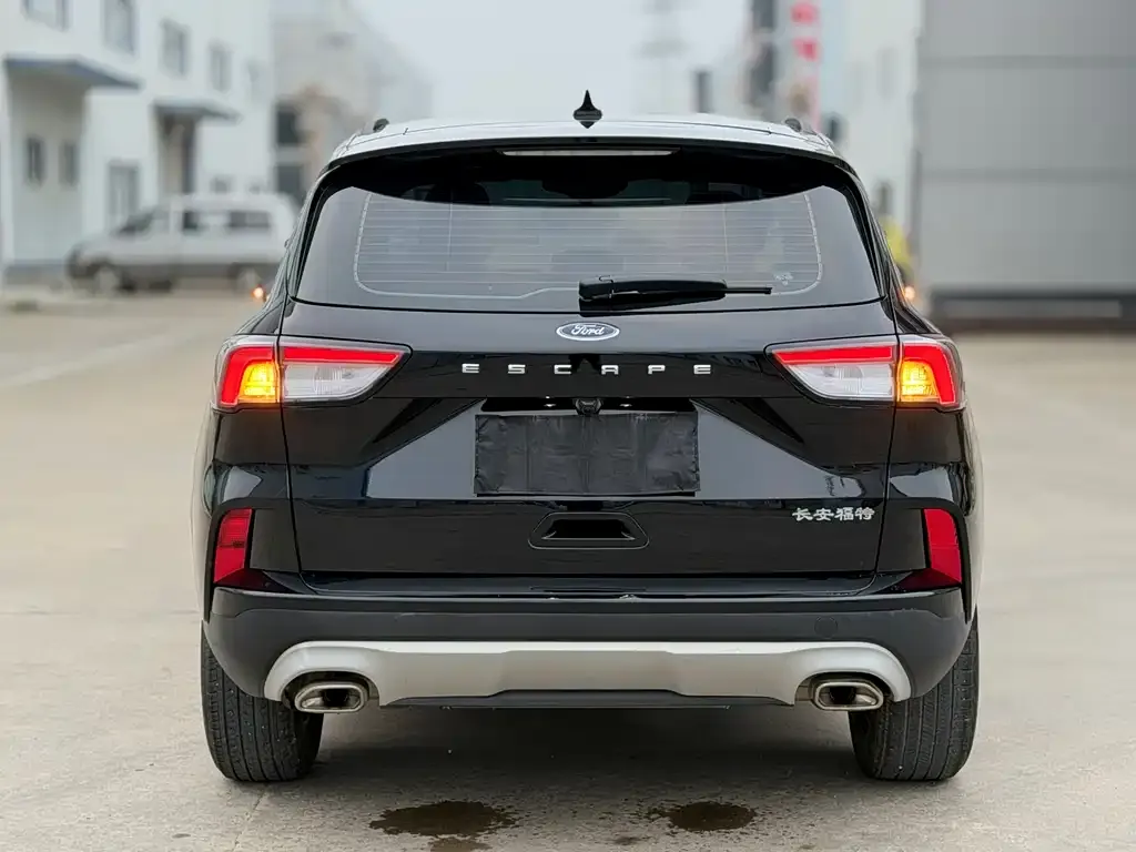 Ford Escape 2024 из CN, фото 4