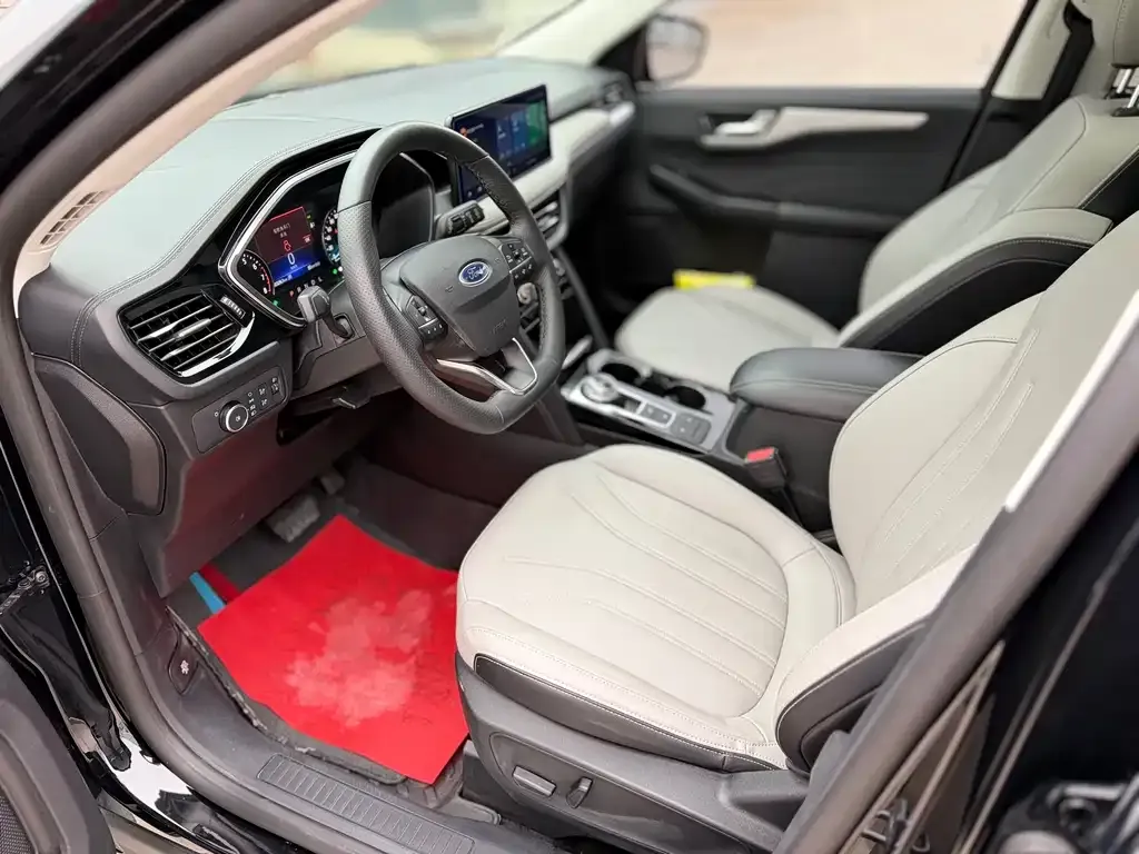 Ford Escape 2024 из CN, фото 5