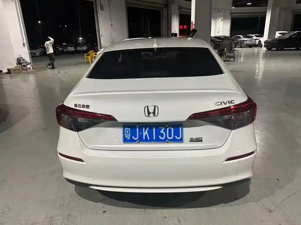 Honda Civic — фото 8