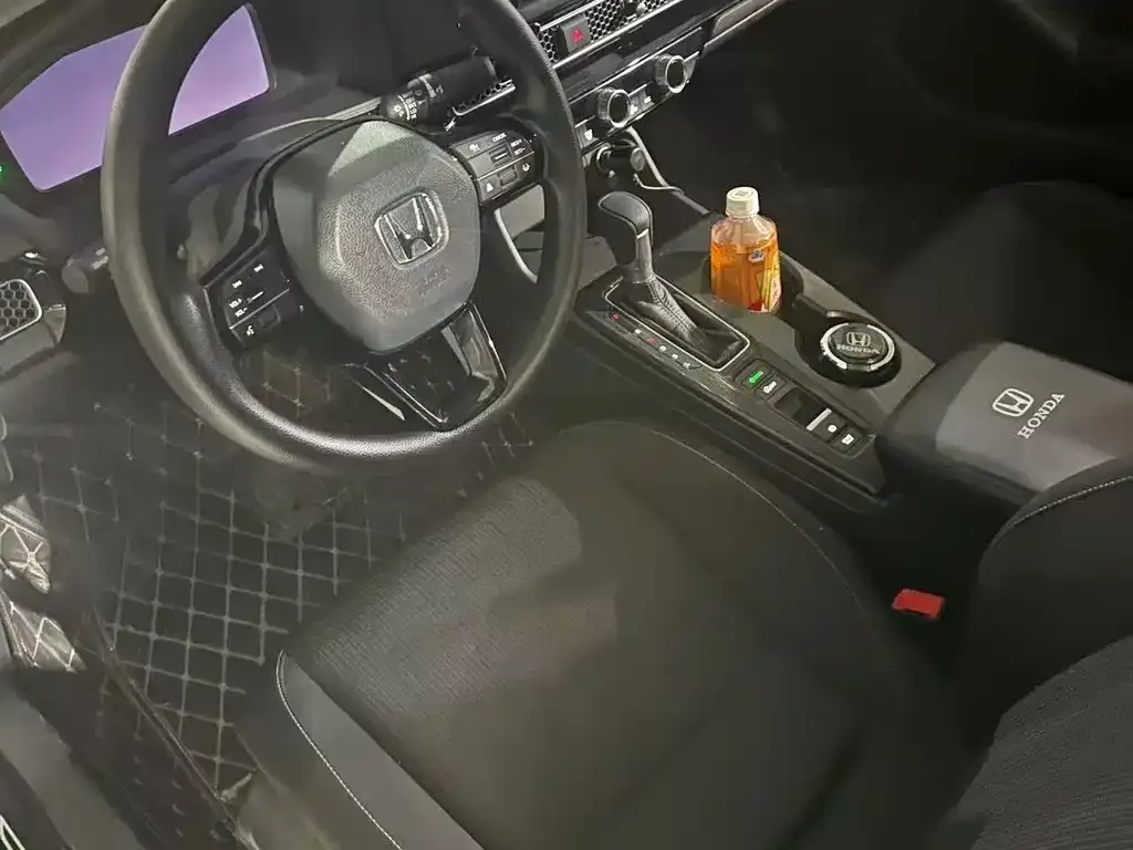Honda Civic — фото 2