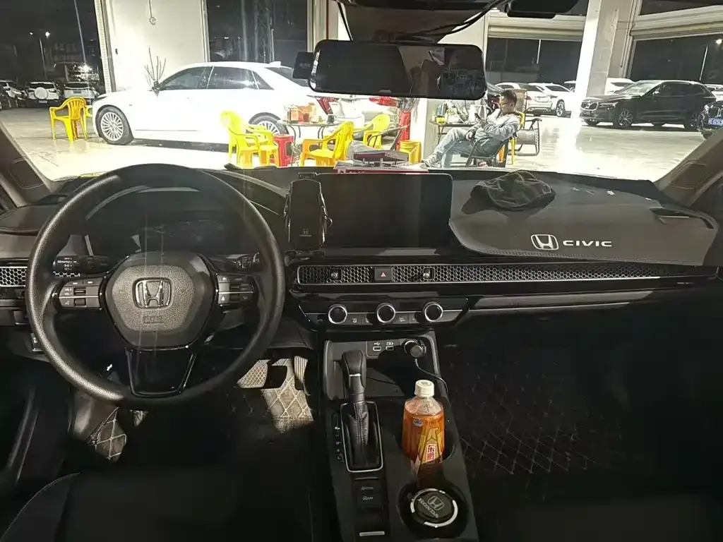 Honda Civic — фото 3