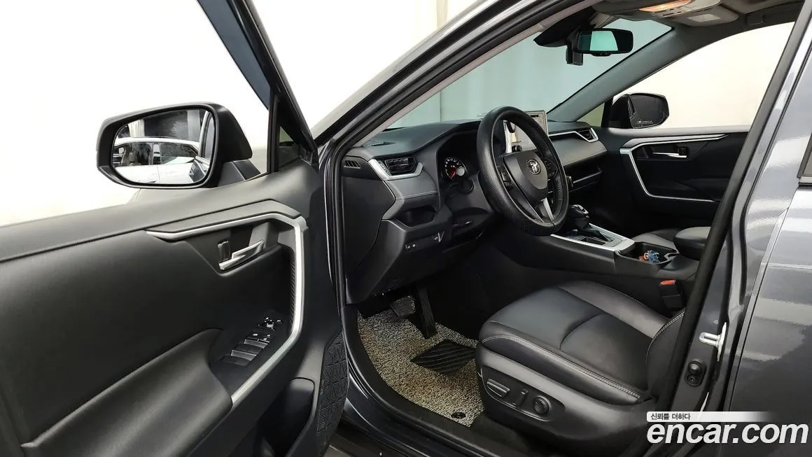 Toyota RAV4 2021 из KR, фото 9
