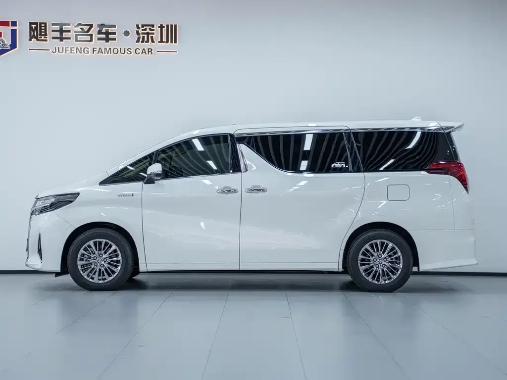 Toyota Alphard 2021 из CN, фото 4