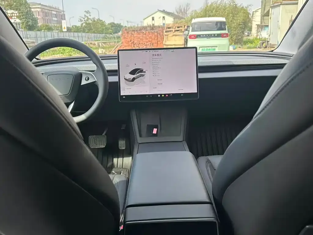 Tesla Model 3 2025 из CN, фото 6
