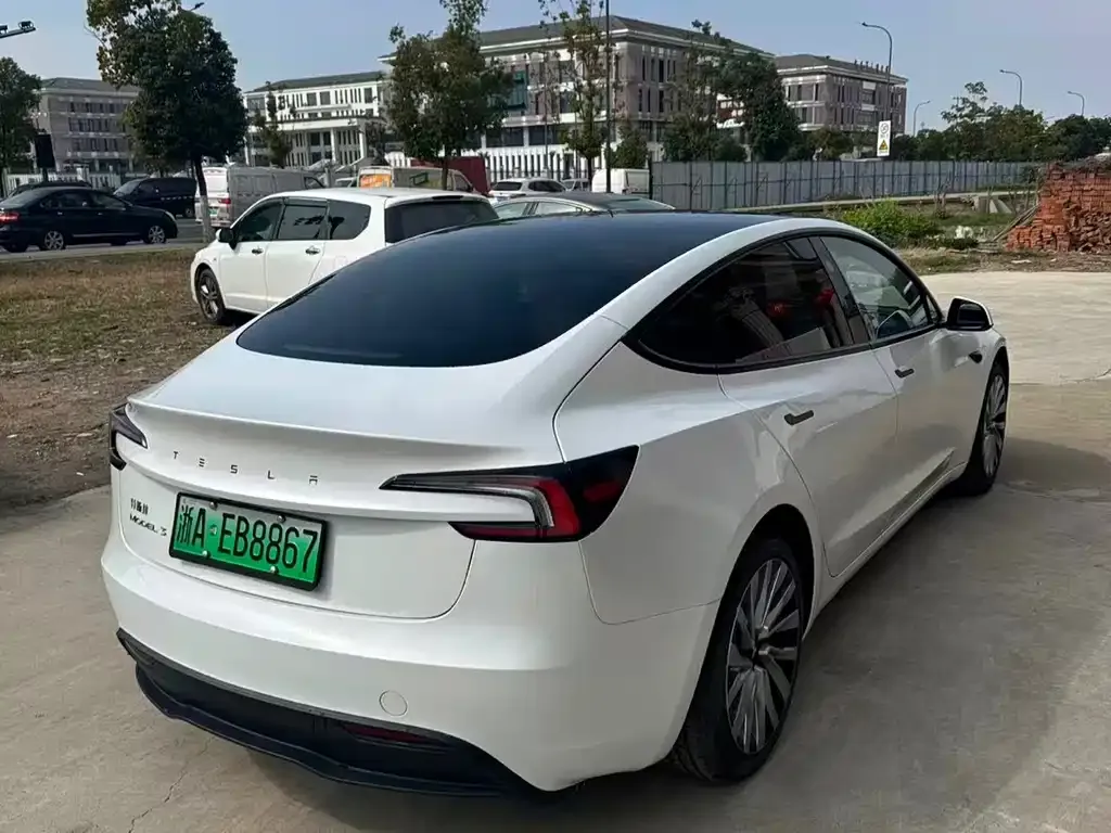 Tesla Model 3 2025 из CN, фото 9