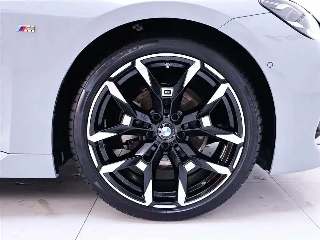 BMW 2 Series (Import) 2025 из CN, фото 8