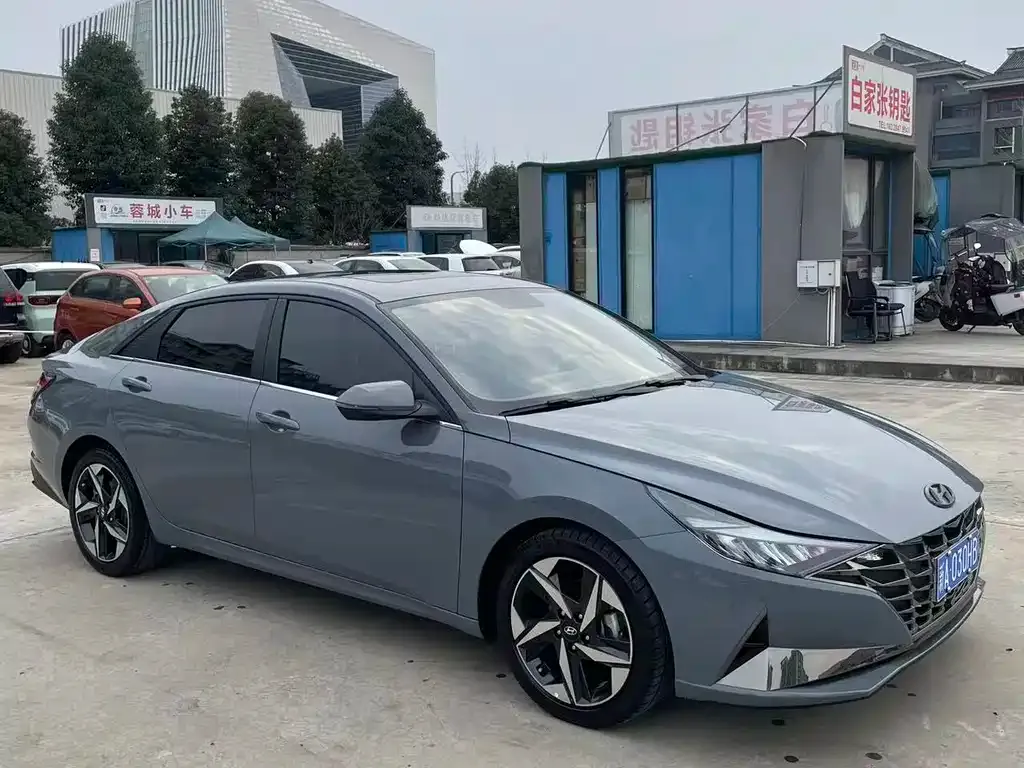 Hyundai Elantra 2023 из CN, фото 5