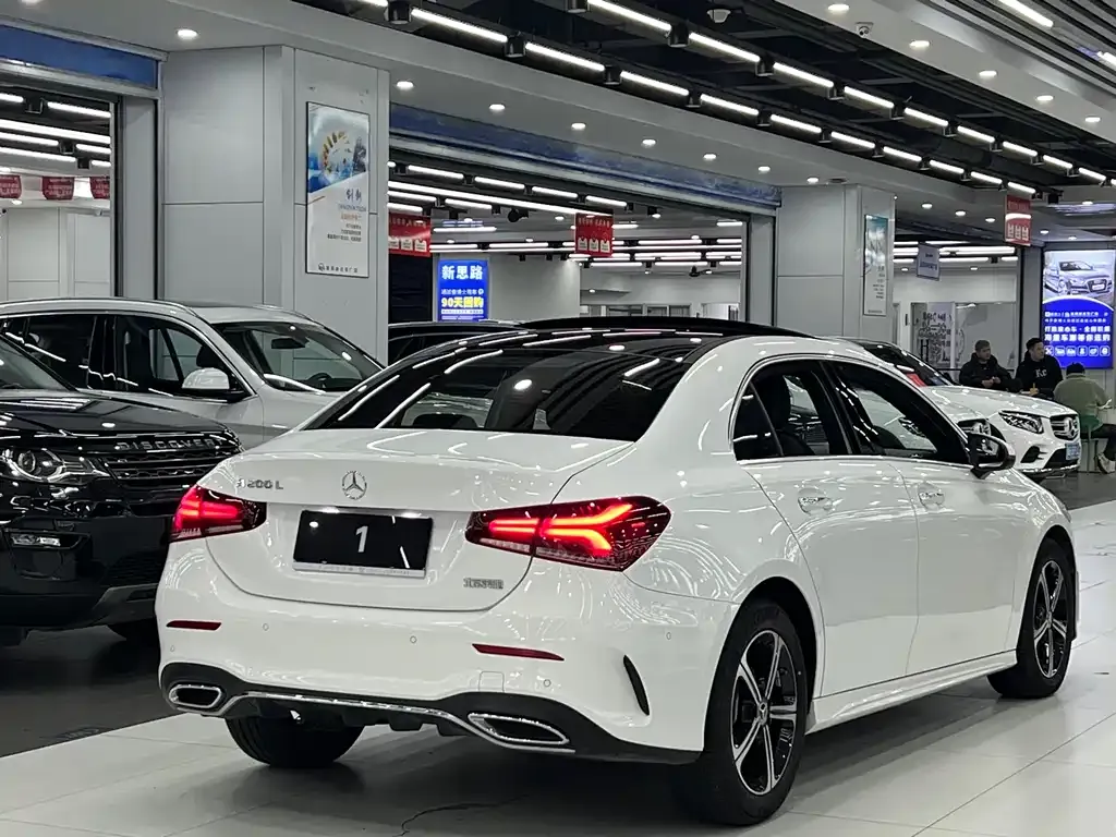 Mercedes-Benz A-Class 2022 из CN, фото 4