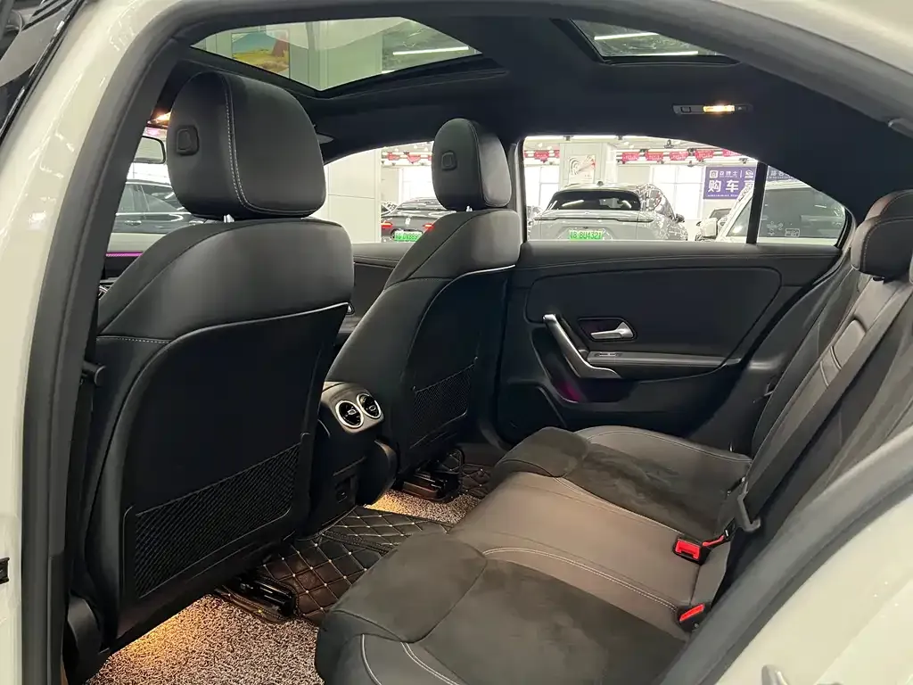 Mercedes-Benz A-Class 2022 из CN, фото 3