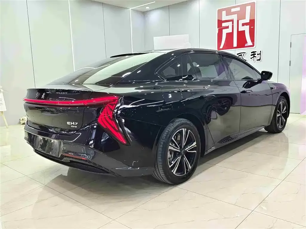 Hongqi EH7 2024 из CN, фото 6