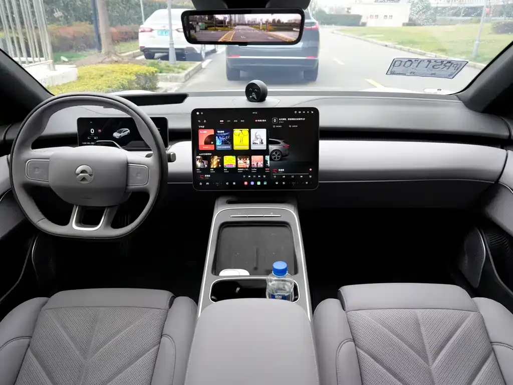 NIO ET5T 2025 из CN, фото 8