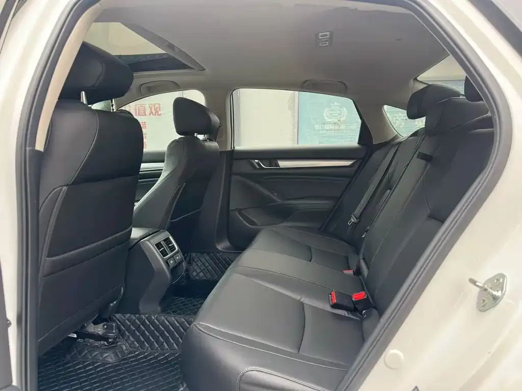 Honda Accord 2022 из CN, фото 4