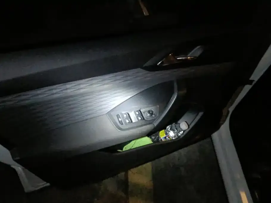 Volkswagen Tharu 2022 из CN, фото 5