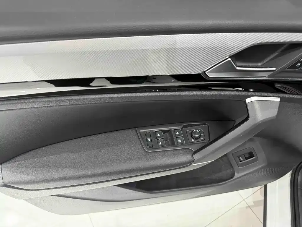 Volkswagen Tayron 2022 из CN, фото 8