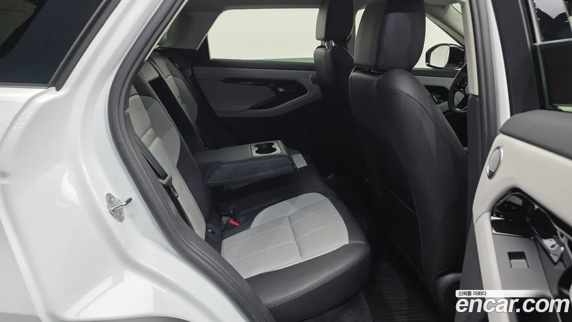 Land Rover Range Rover Evoque — фото 10