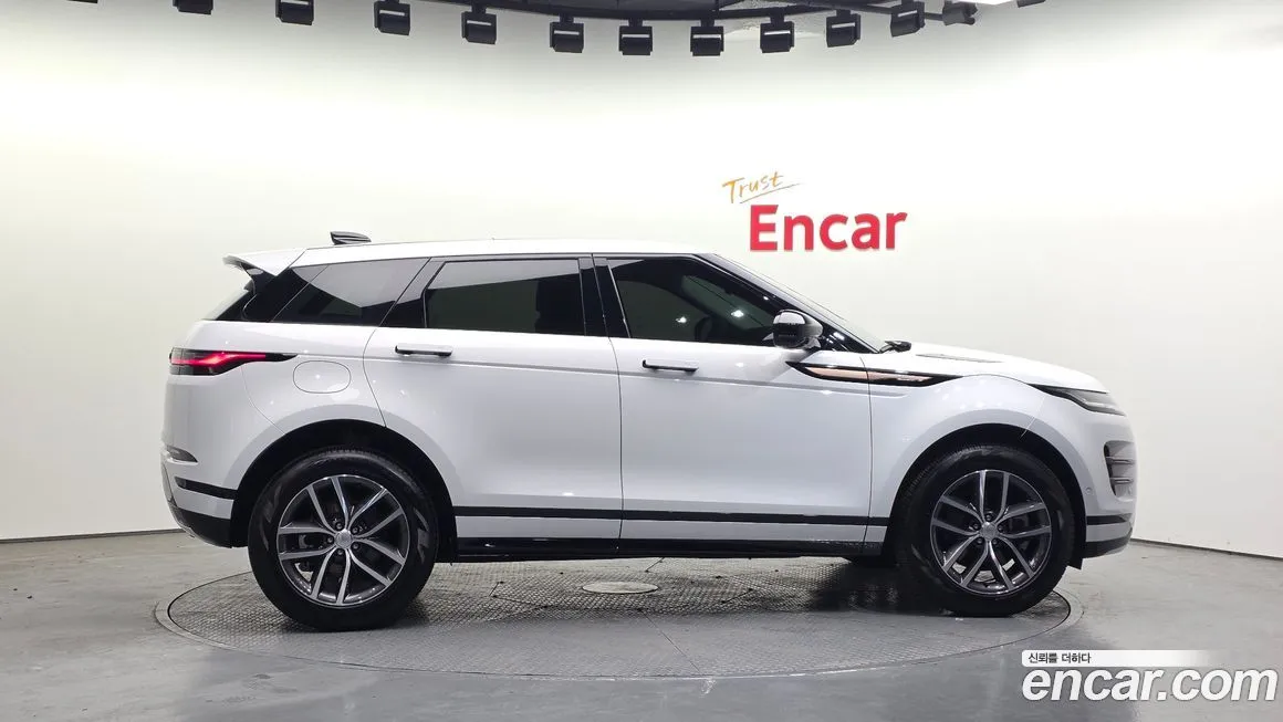 Land Rover Range Rover Evoque — фото 6