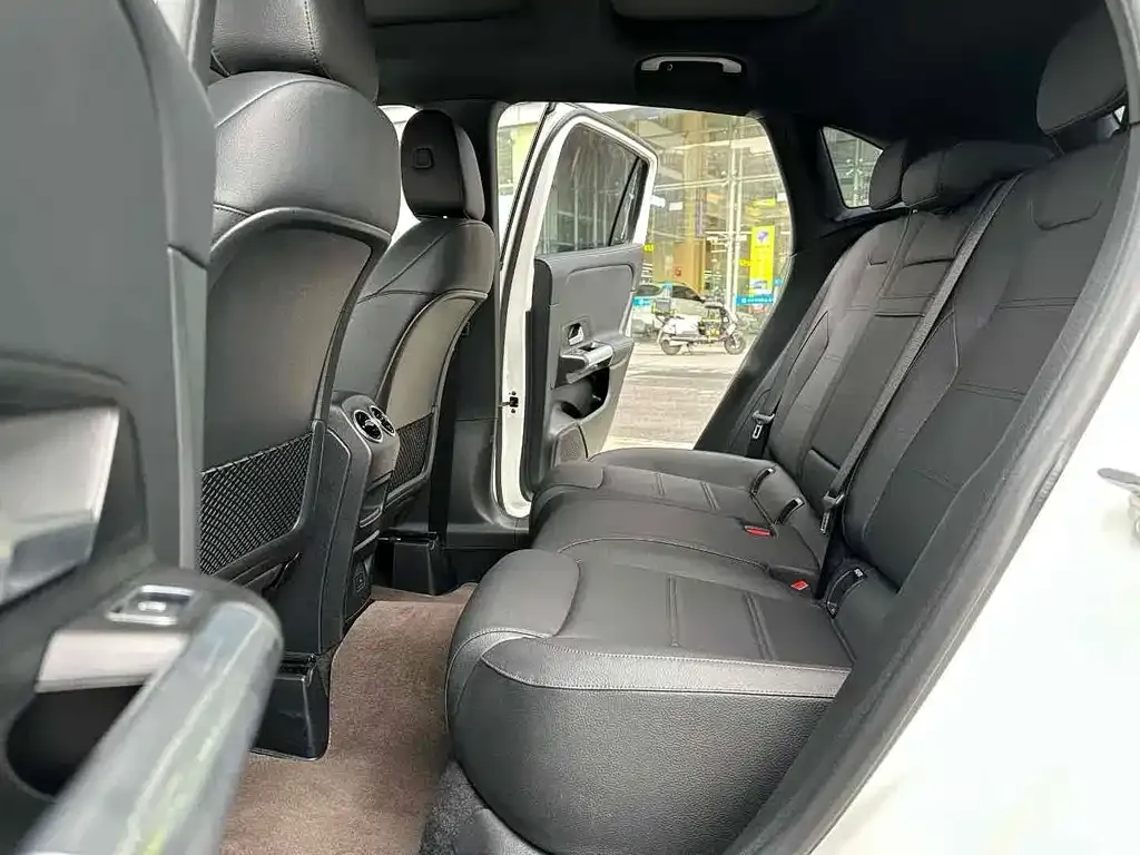 Mercedes-Benz GLA — фото 2