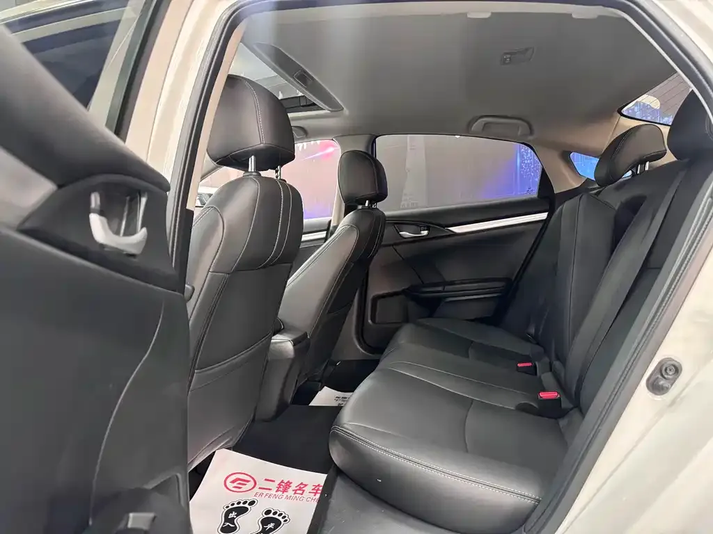 Honda Civic — фото 3