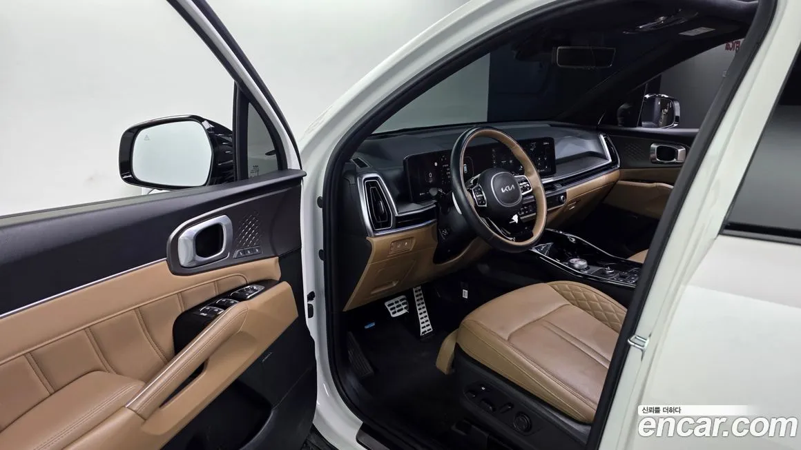 Kia Sorento — фото 7