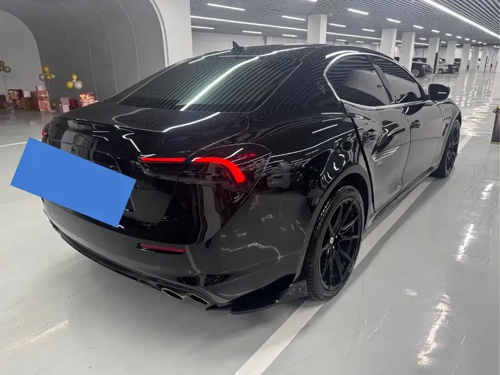 Maserati Ghibli — фото 8