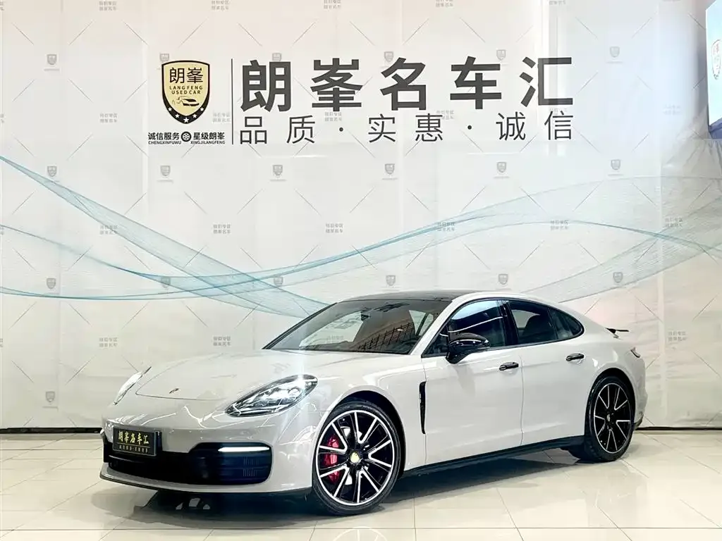 Porsche Panamera — фото 1