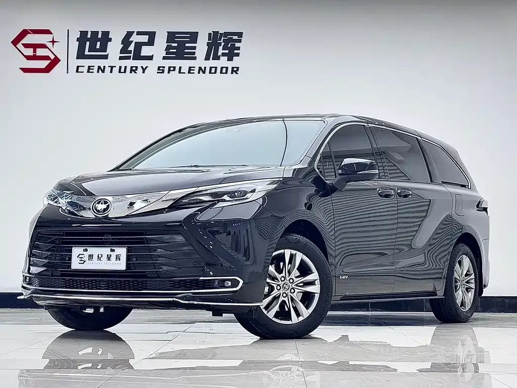 Toyota Sienna 2025 из CN, фото 1