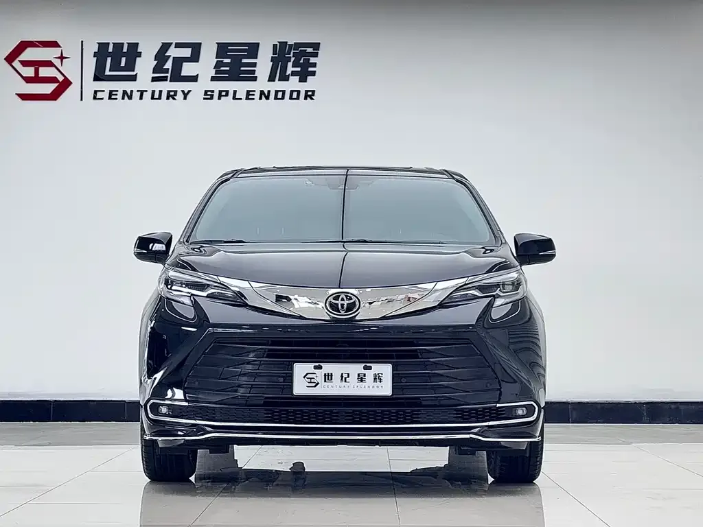 Toyota Sienna 2025 из CN, фото 4