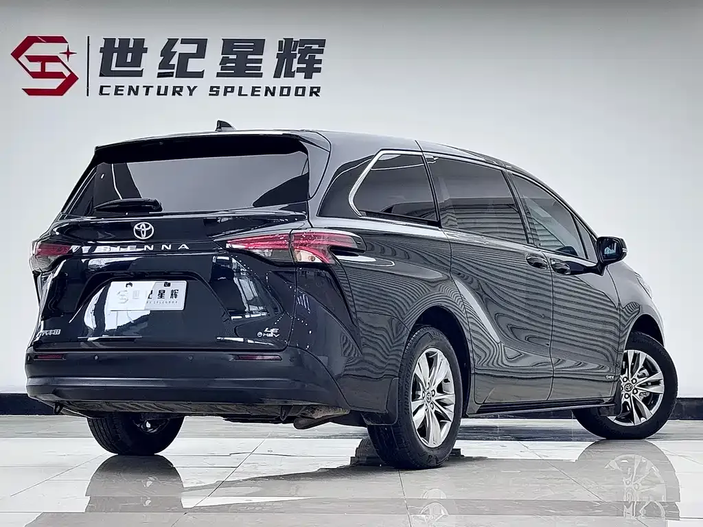 Toyota Sienna 2025 из CN, фото 9