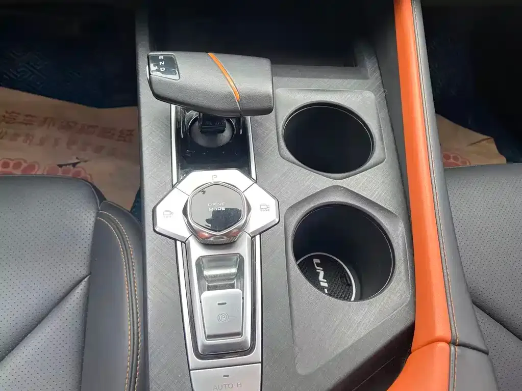 Changan UNI-V 2023 из CN, фото 10