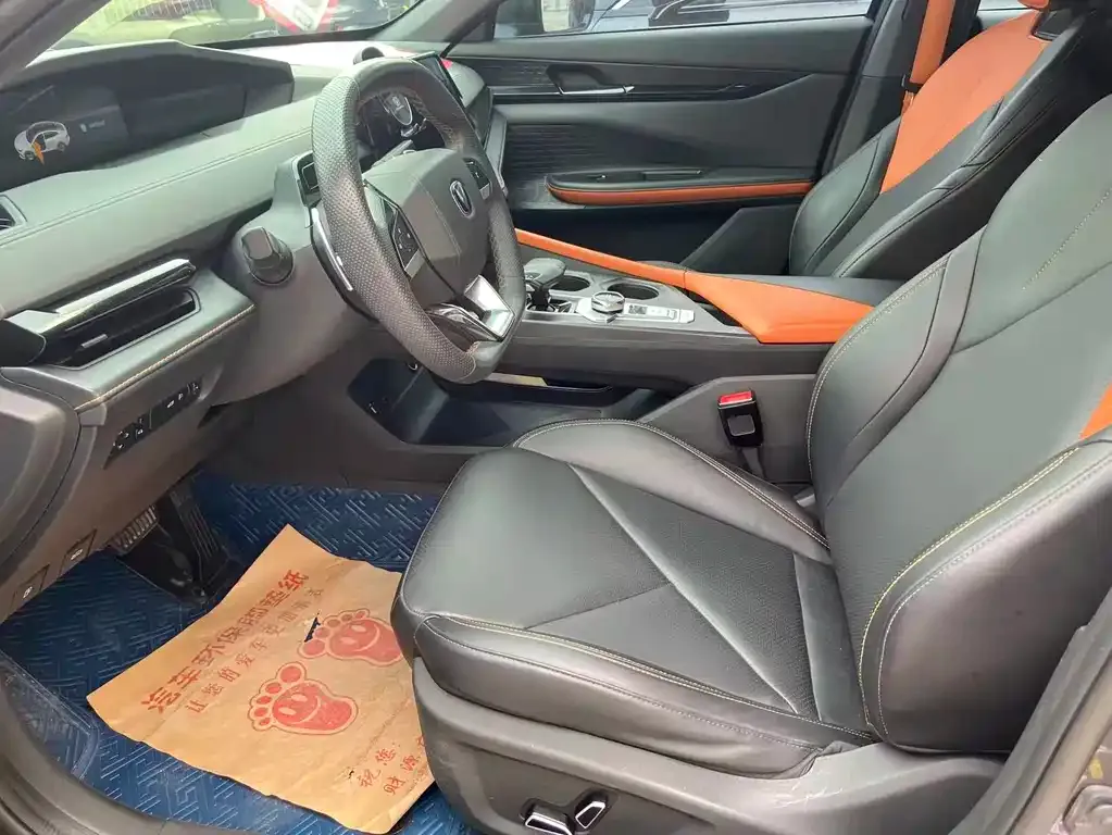 Changan UNI-V 2023 из CN, фото 8